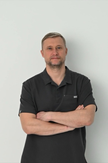 Григорьев Руслан Петрович — врач клиники Турсунова